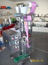 全自動顆粒包裝機(jī) 全自動包裝機(jī) 自動稱重自動制袋自動包裝